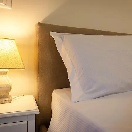 Canonica Home, In The Heart Of The Apartment Bologna