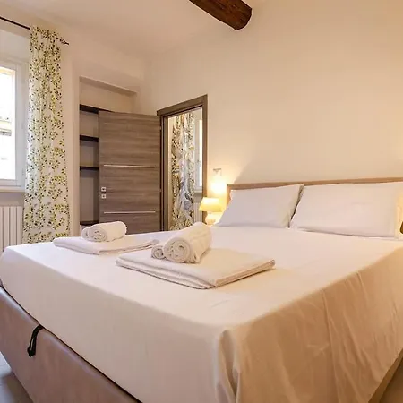 Canonica Home, In The Heart Of The Bologna