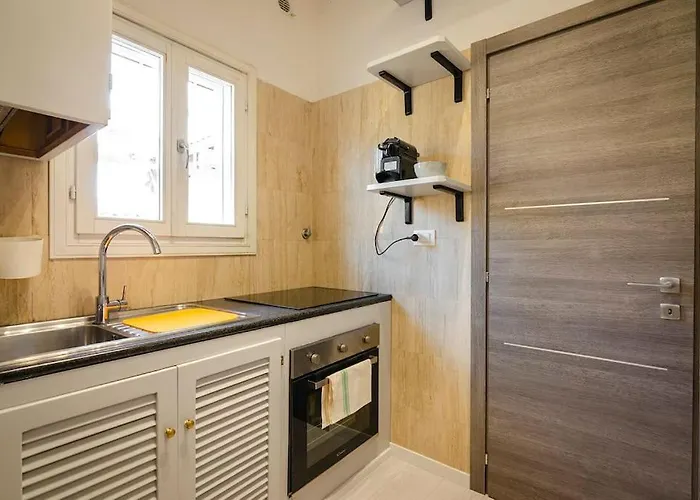 Canonica Home, In The Heart Of The Appartamento *